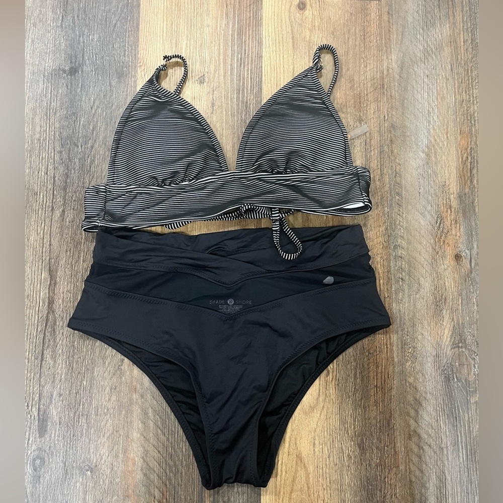 Shade and Shore Bikini Set Size L